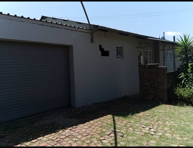 3 BEDROOM HOUSE SOLD IN DANVILLE